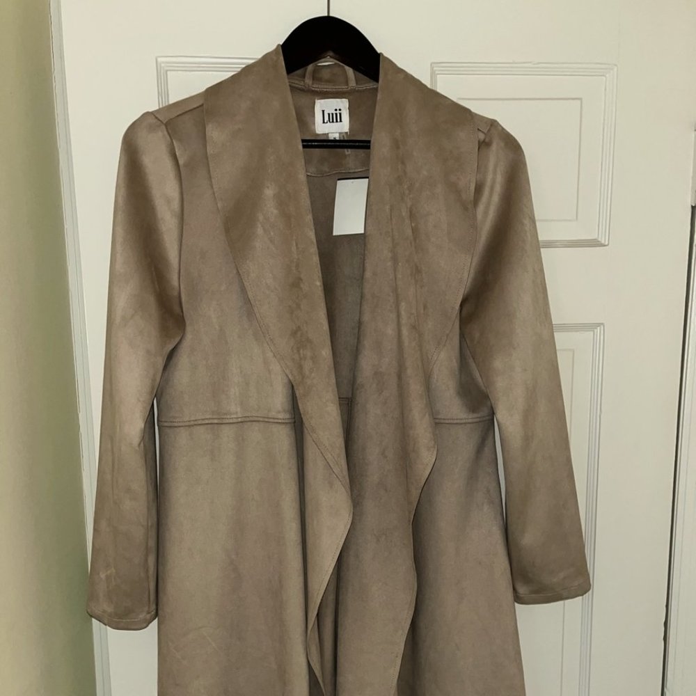 Luii Size Small SUEDE look. Light weight jacket, blazer.